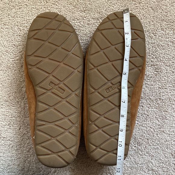 **SOLD ON MERC** L.L. Bean Slippers - Picture 7 of 8